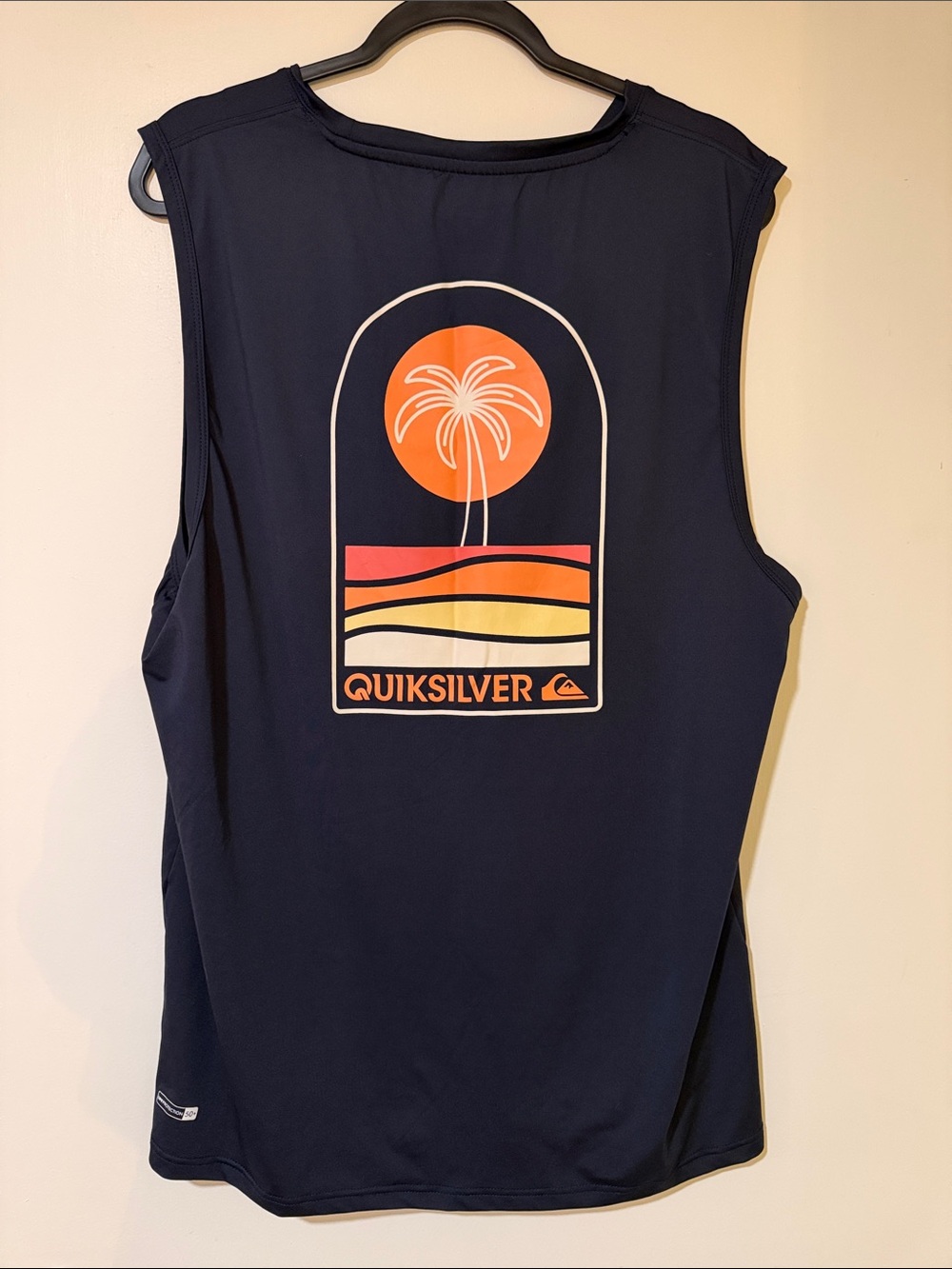 Quiksilver Rash Guard - Picture 1 of 3
